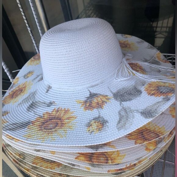 Sunflower floppy sun hat - Picture 1 of 1